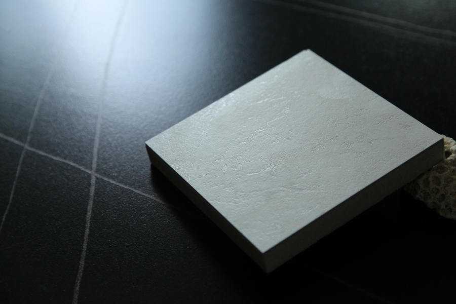 How Does Precision Engraved Surface Realize 3D Natural Textures? Beata’s Tile Innovation Unveiled